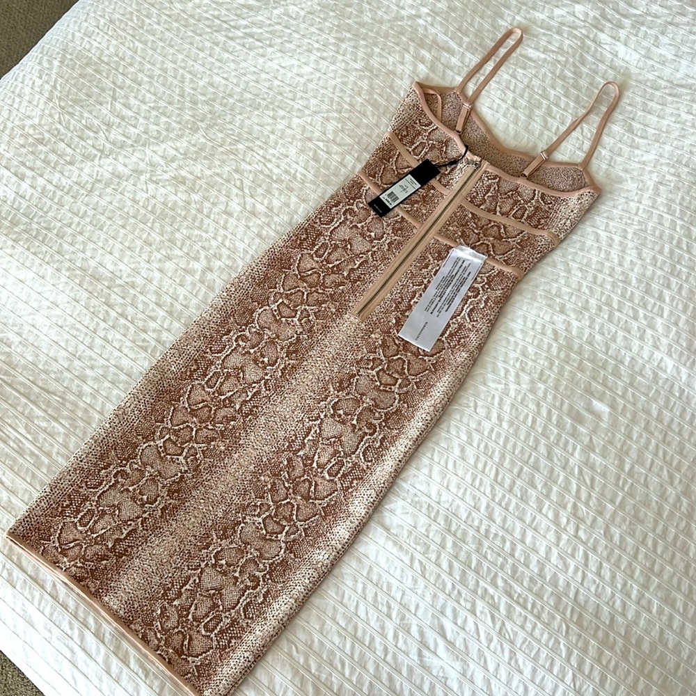 BCBGMAXAZRIA Women's Snakeskin Cocktail Dress Small - Picture 5 of 5